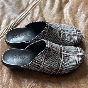 Clarks Black and Pink Plaid Mules